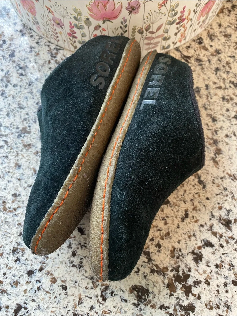 SOREL Lanner Ridge Kids Slip On Slippers Black Suede Upper Fleece Lining 1